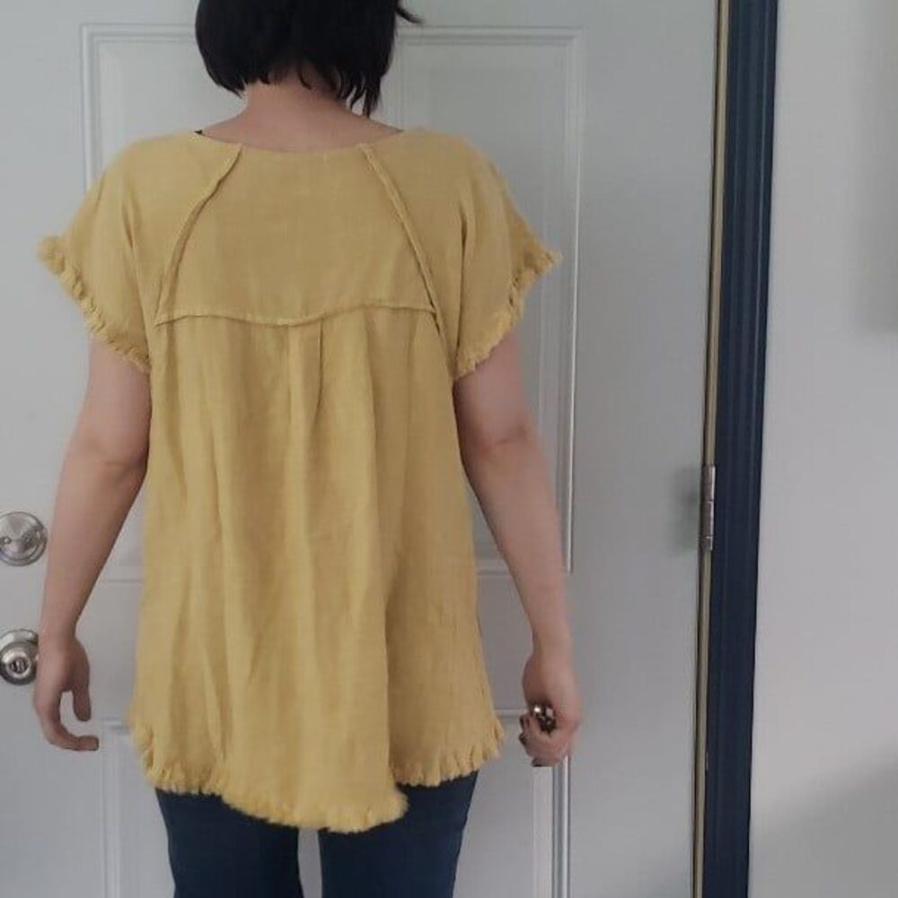 Umgee Yellow Linen and Cotton Blend Top - Picture 3 of 5